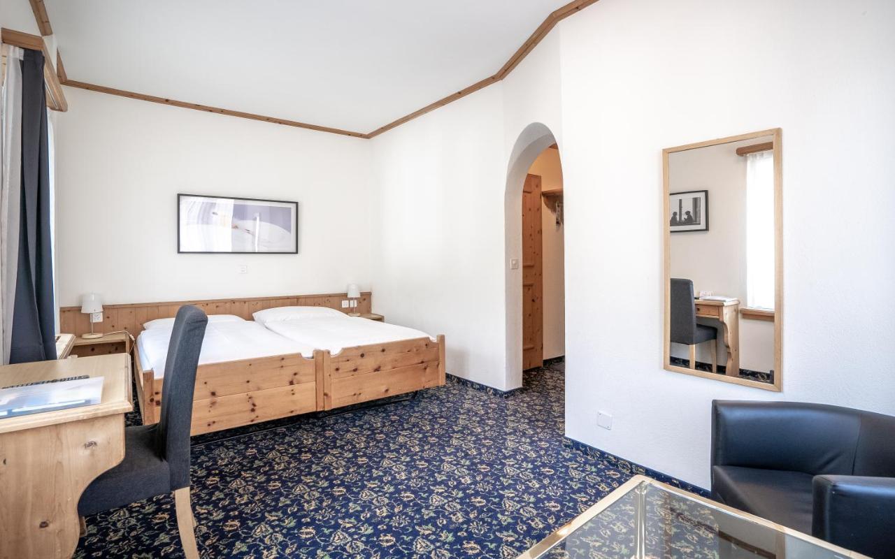 Hotel Alte Post By Mountain Hotels Davos Bagian luar foto