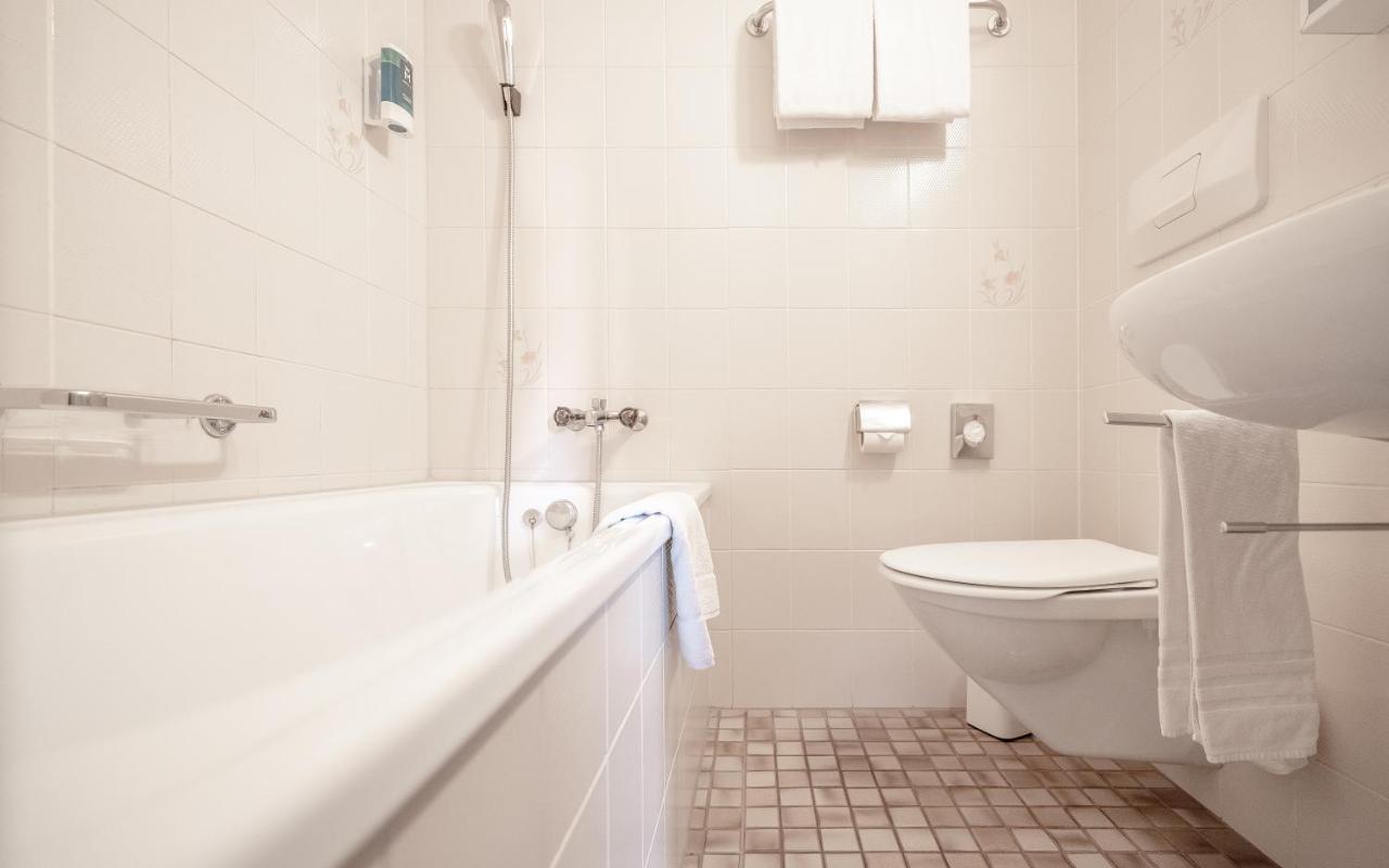 Hotel Alte Post By Mountain Hotels Davos Bagian luar foto