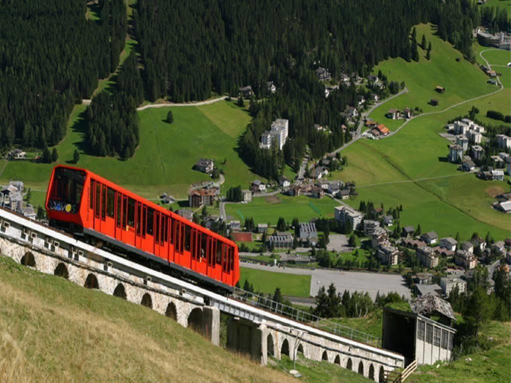 Hotel Alte Post By Mountain Hotels Davos Bagian luar foto