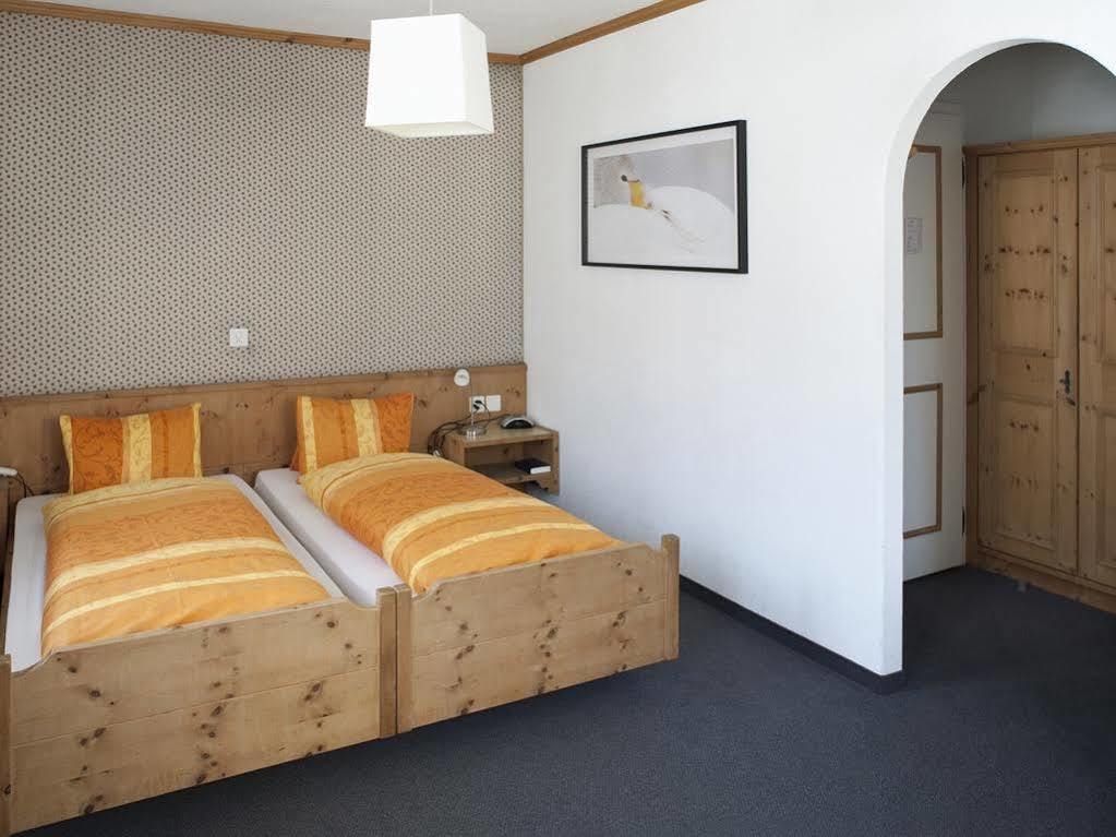 Hotel Alte Post By Mountain Hotels Davos Bagian luar foto