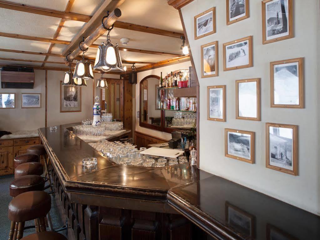 Hotel Alte Post By Mountain Hotels Davos Bagian luar foto